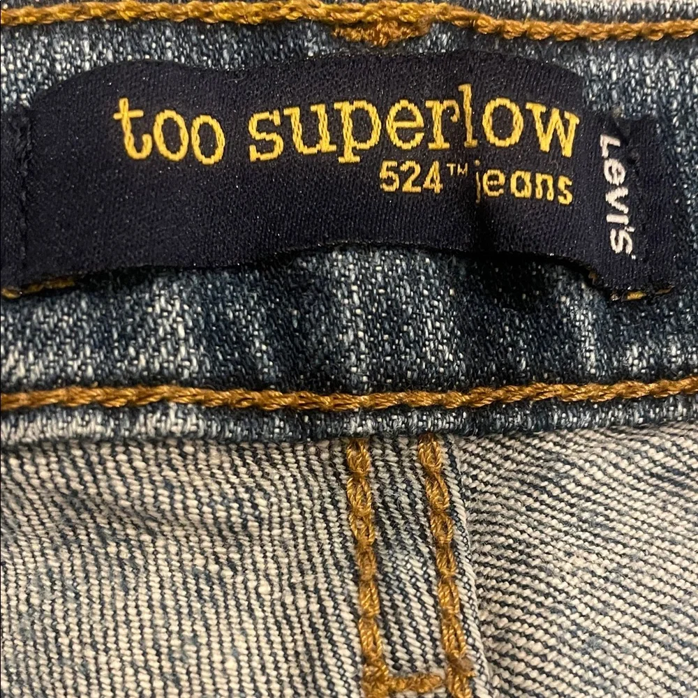 Levi's Women's Too Superlow 524 Jeans - Picture 4 of 6